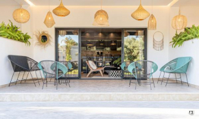 LE PAVILLON DE DAR LAZREK GUEST-HOUSE & more